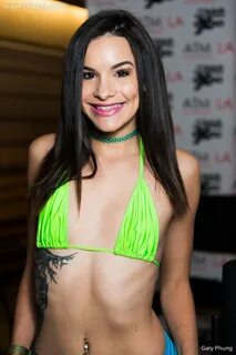 AVN Adult Entertainment Expo 2017 Day 2 (Page 1 of 38) - FOB