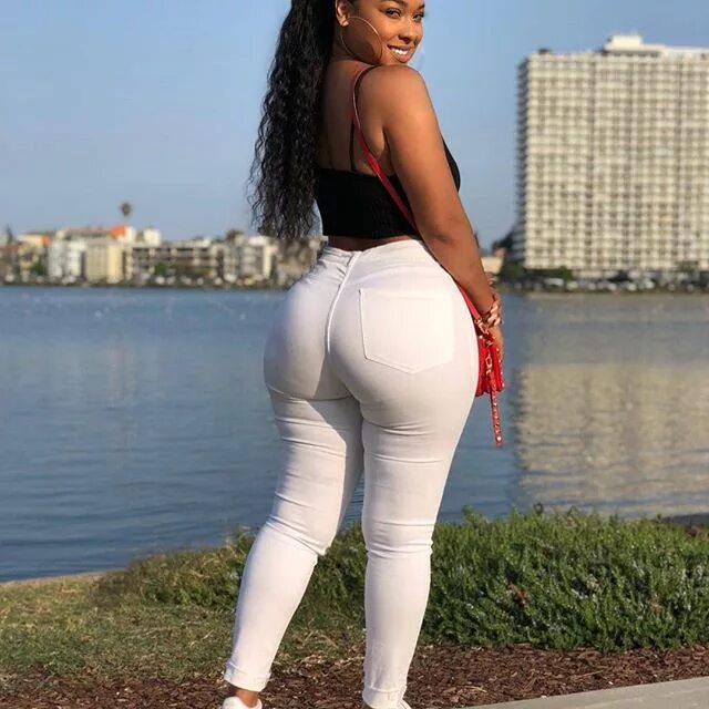 Booty so thick