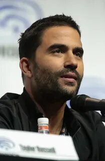 Ignacio Serricchio Age, Weight, Height, Measurements - Celeb