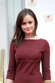 Alexis Bledel Image - ID: 239373 - Image Abyss