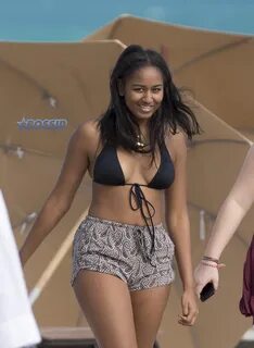 SHE’S FINE: Obama’s Kid, Sasha, Looking All Grown & Sexy Ent