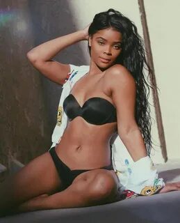 Ajiona Alexus Nuda - Photo Leaks