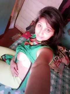 Beautiful Bhabi Pics 🔥 🥰 