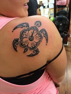 Sea turtle hibiscus flower tattoo Turtle tattoo designs, Haw