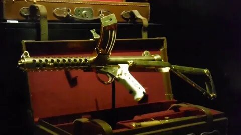 Sterling MK 4 Sub-Machine Gun, Gold-Plated - YouTube