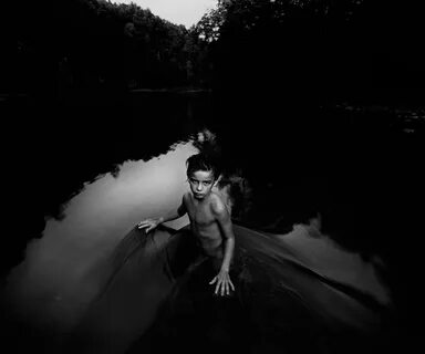 The Disturbing Photography of Sally Mann - The New York Time