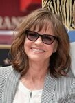 Sally Field Photos - Actress Sally Field attends a ceremony 