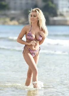 Beth Morgan in Bikini Enjoying Her Beach Vacation * CelebMaf