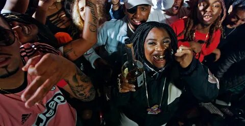 Watch: Kamaiyah’s "Fuck It Up" featuring YG - GRUNGECAKE