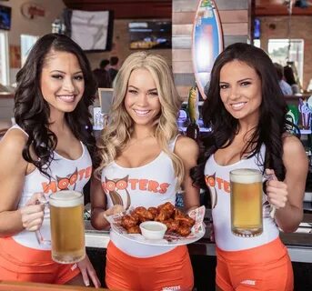 hooters-girls-beer-and-wings - Insider Financial
