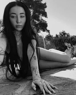 Noah Cyrus Nude LEAKED Pics & Hot Porn Video 2022 - Scandal 