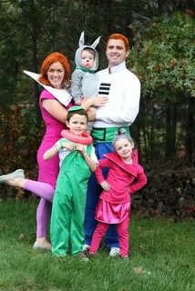 Family Halloween Costumes. The Jetsons Family halloween cost