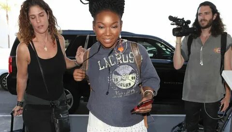 Brandy Says She's "Thicker Than A Snicker" These Days, Not P