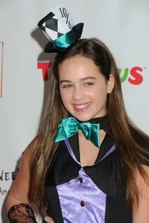 Picture of Mary Mouser in General Pictures - mary-mouser-1384196271.jpg.