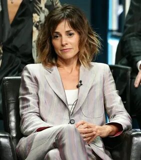 Stephanie Szostak Carmel hair, Hair brained, Medium hair sty