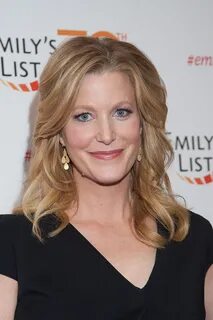 anna-gunn - Microsoft Store