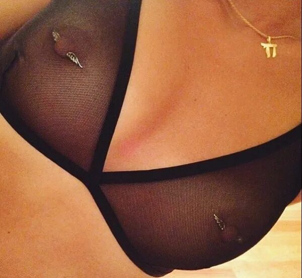 Nipple Piercing Babes (@nipple_piercing_babes) в Instagram: «Angel💋 • • #n...