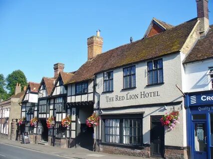 File:Wendover - The Red Lion Hotel (geograph 5275346).jpg - 