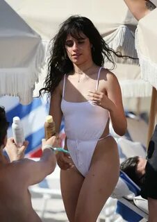 Index of /wp-content/uploads/photos/camila-cabello/in-white-