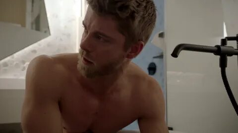 Luke Mitchell as Roman shirtless in Blindspot 3 × 19 "Galaxy