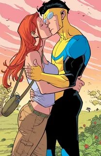 Invincible And Atom Eve Kiss - Comicnewbies