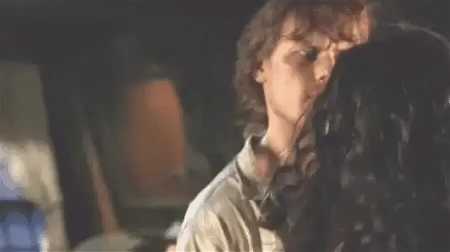 Outlander Jamie GIF - Outlander Jamie Claire - Discover & Sh