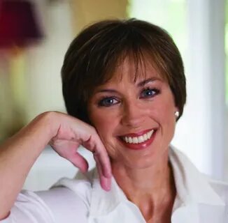 Dorothy Hamill Short Hairstyle Dorothy hamill, Dorothy hamil