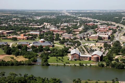 Waco, Texas - Mud and Magnolias