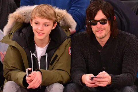 Norman Reedus Net Worth - 2018 Norman reedus, Norman, Daryl 