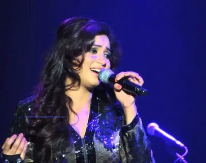 Beautiful Singer Shreya Ghoshal HD Photos & Wallpapers Lates