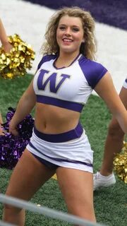 Washington Huskies Cheerleader Hot cheerleaders, Sexy cheerl