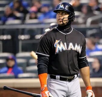 File:Giancarlo Stanton on April 12, 2016.jpg - Wikimedia Com