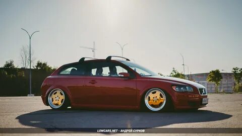 Volvo C30 Bagged Parrot Lowcars.net