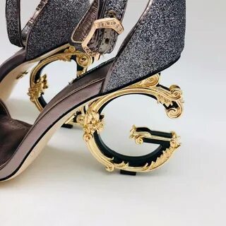 Босоножки серые Dolce&Gabbana - купить в Москве и РФ с доста