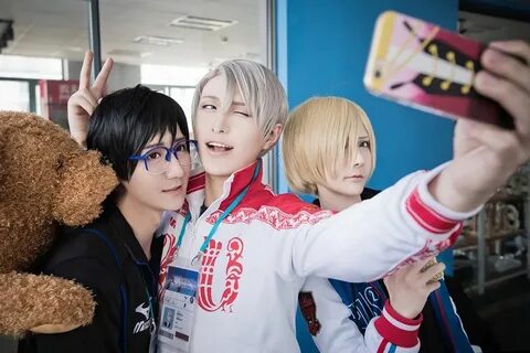 Baozi&Hana (@BaoziHana) Twitter Cosplay, Yuri on ice, Yuri