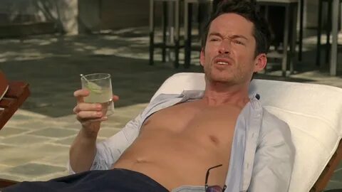 ausCAPS: Simon Quarterman shirtless in Westworld 1-06 "The A