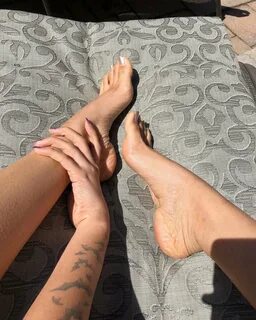 Vanessa Vain Feet (86 photos) - feet.wiki