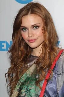 Hot TV Babe Every Week.Holland Roden 天 涯 小 筑