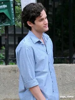 Picture of Penn Badgley