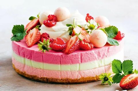 Strawberry_cake_lizzy