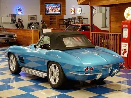 1967 Chevrolet Corvette 427 Convertible â €" Marina Blue / B