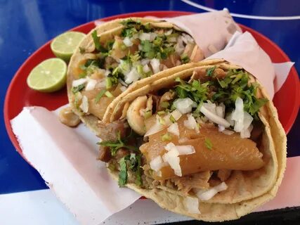 File:Taco de carnitas.jpg - Wikimedia Commons