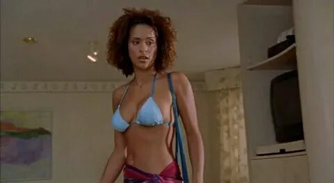 Pin de Zhao Ninja en Karyn Parsons Celebridades