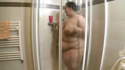 Bbw mix 318 (Jitka in the shower) - 16 Pics