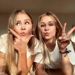 Iza & Elle (@izaandelle) * Instagram photos and videos Menin