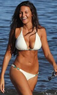 Michelle Keegan Pictures. Hotness Rating = 9.55/10