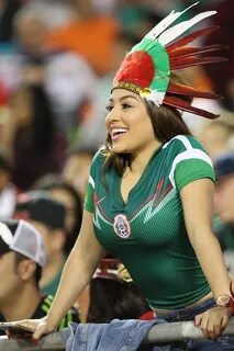 Mexicanas en los estadios - Futbol Sapiens