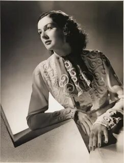 Catherine Rosalind Russell (June 4, 1907 - November 28, 1976