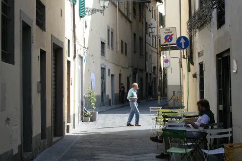 File:Piazza della Passera (9445565165).jpg - Wikimedia Commo