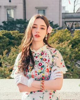 Dasha Taran (Instagram Star) Bio, Age, & Boyfriend - Tik Tok